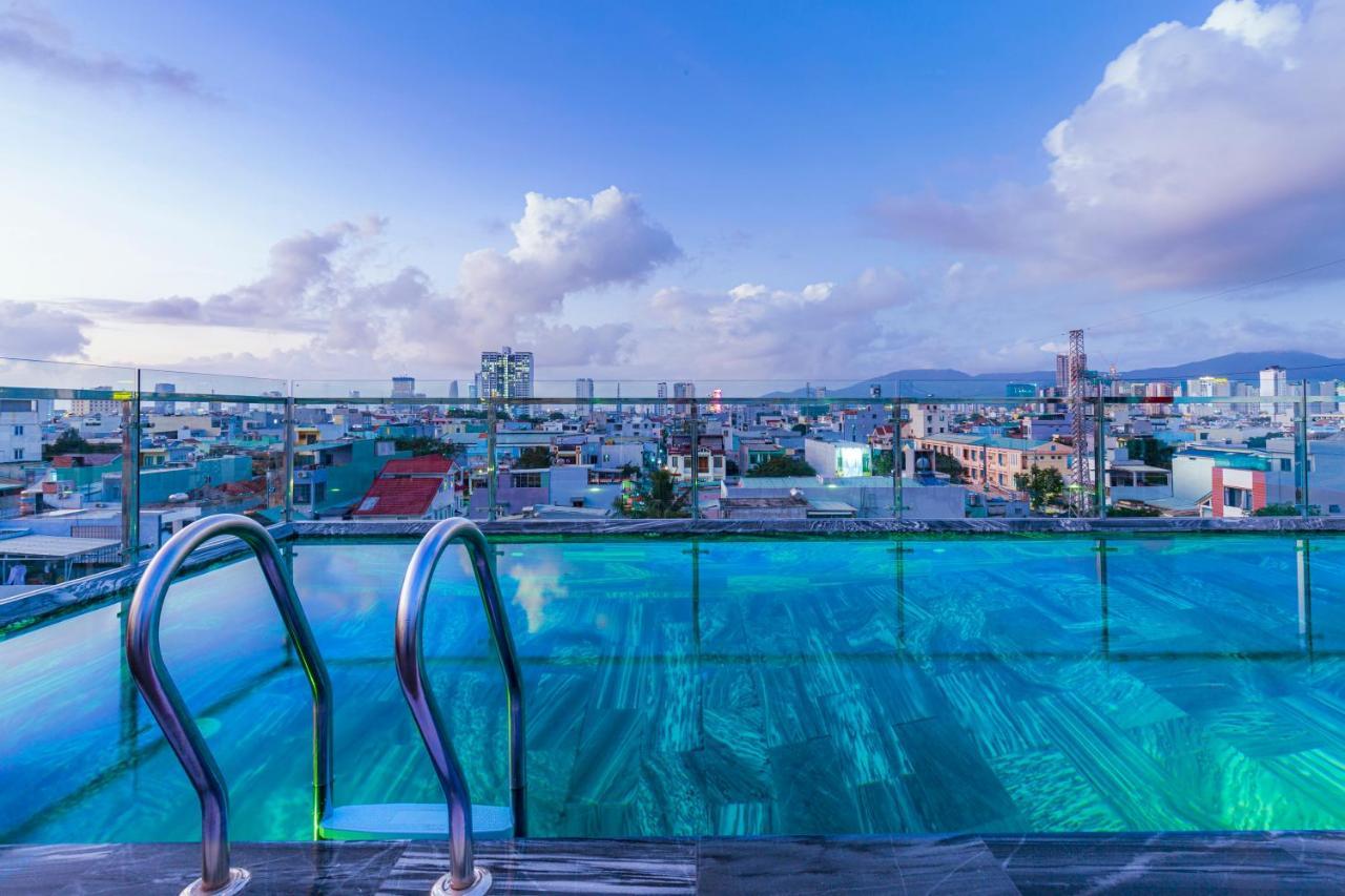 Lyn'S Hotel & Apartment Da Nang Buitenkant foto